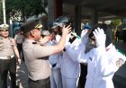 Polisi Bersama Masyarakat: Aksi Simpatik Polres Jember Edukasi Keselamatan Berkendara