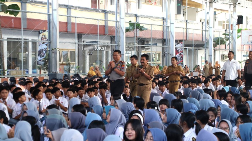 Bentuk Karakter Taat Hukum, Polresta Malang Kota Ajak Pelajar Jadi Generasi Emas Tanpa Kekerasan